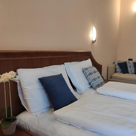 Hotel Giardino กันโนบีโอ ภายนอก รูปภาพ